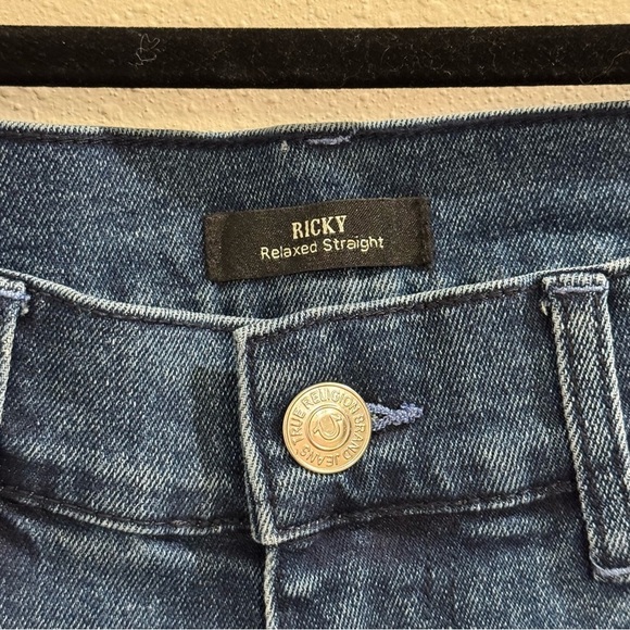 True Religion NWT 30 Medium Wash Ricky SN Relaxed Straight Cut Off Denim Shorts - Picture 10 of 10